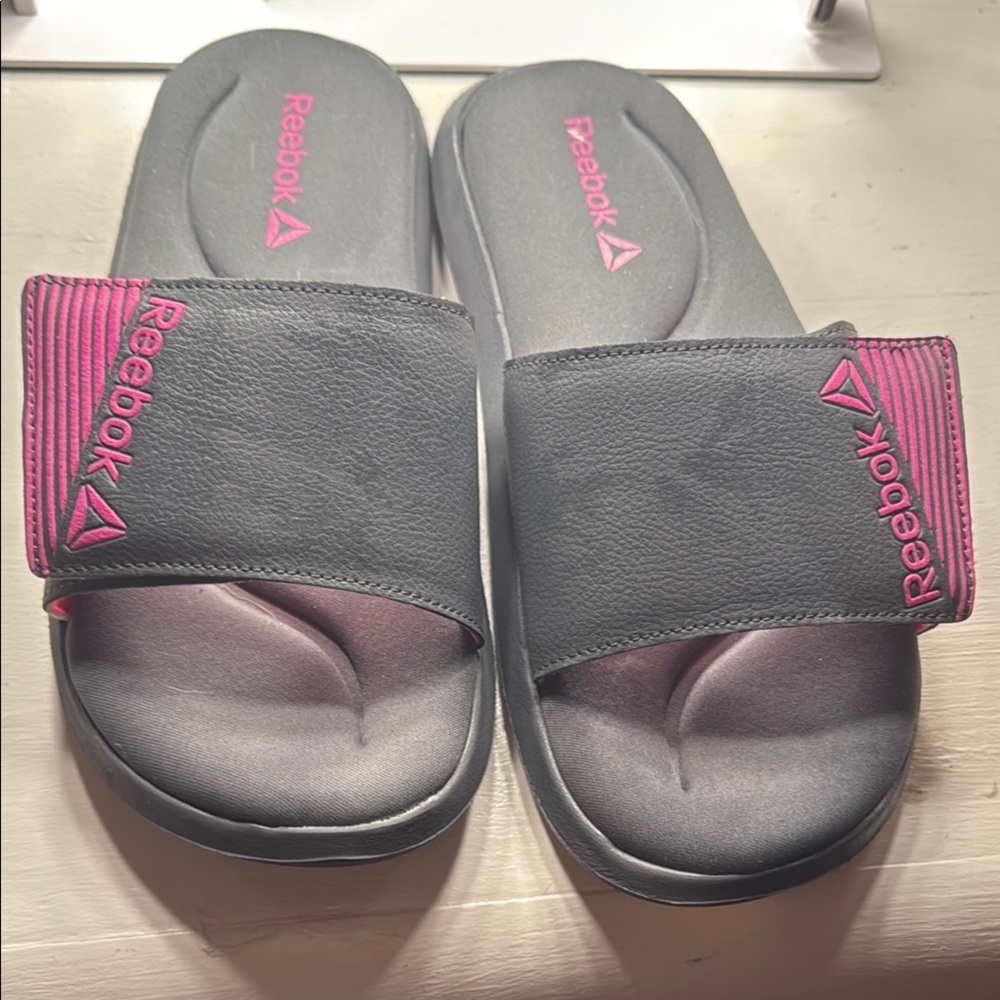 Reebok Gray and Pink Sandals with Wide Strap Design